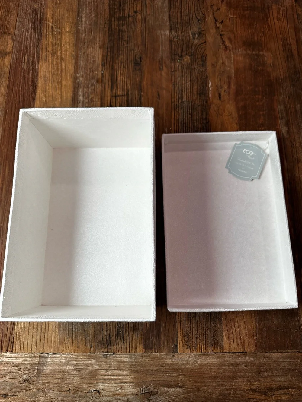 Elegant white Embossed Gift Box - Decorative Party Supply